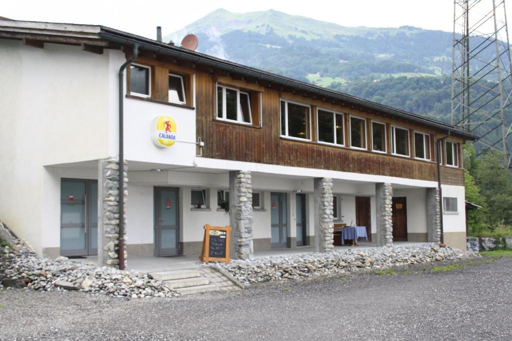 Sporti Gruesch Exterior photo